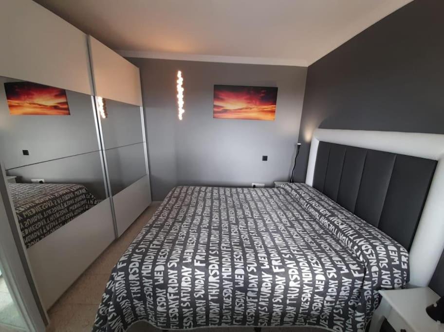 Traumhafte Wohnung Mit Panoramablick Und Pool 플라야 델 잉글스 외부 사진